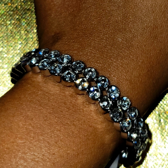 Paparazzi Fashion Bracelet - Picture 3 of 4